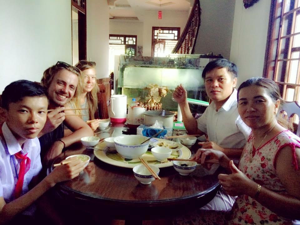 Hoa Phuong Guesthouse Dong Ha Dış mekan fotoğraf