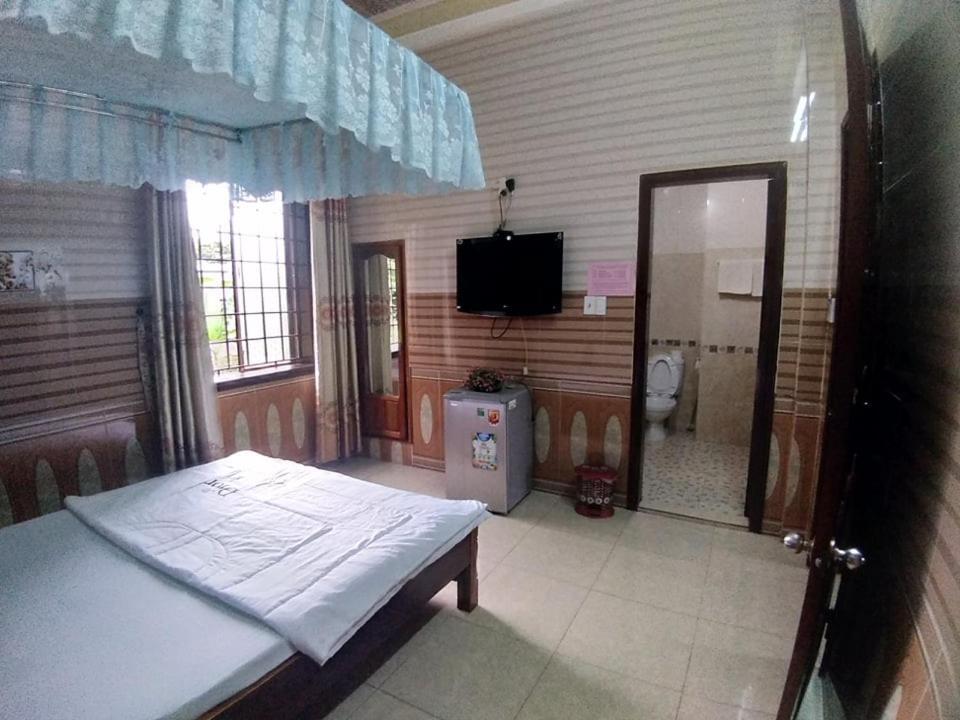 Hoa Phuong Guesthouse Dong Ha Dış mekan fotoğraf